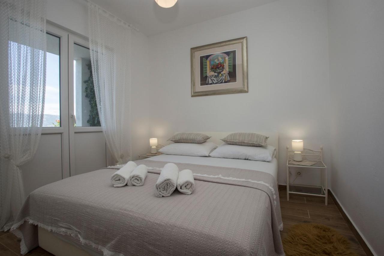 Appartement Situs Katarina à Trogir Extérieur photo